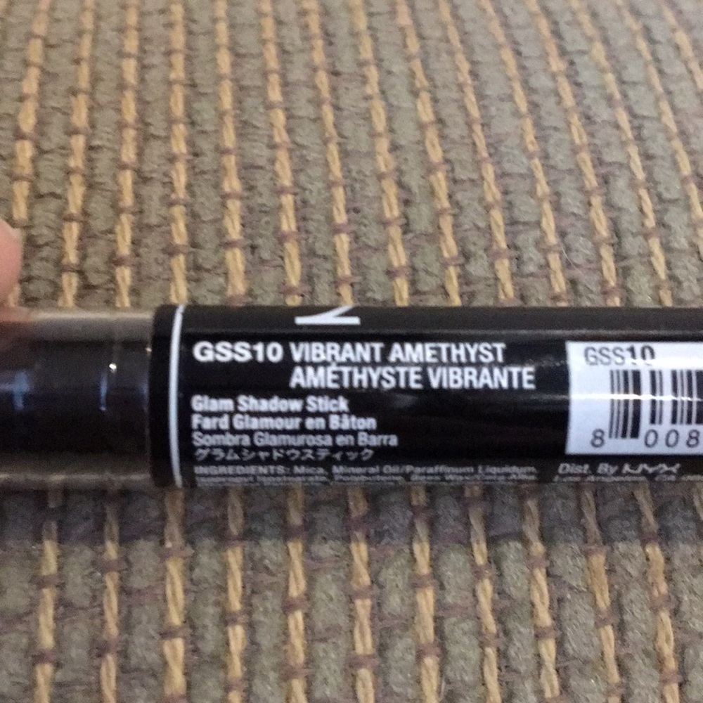 NYX Glam Shadow Stick in “Vibrant Amethyst”